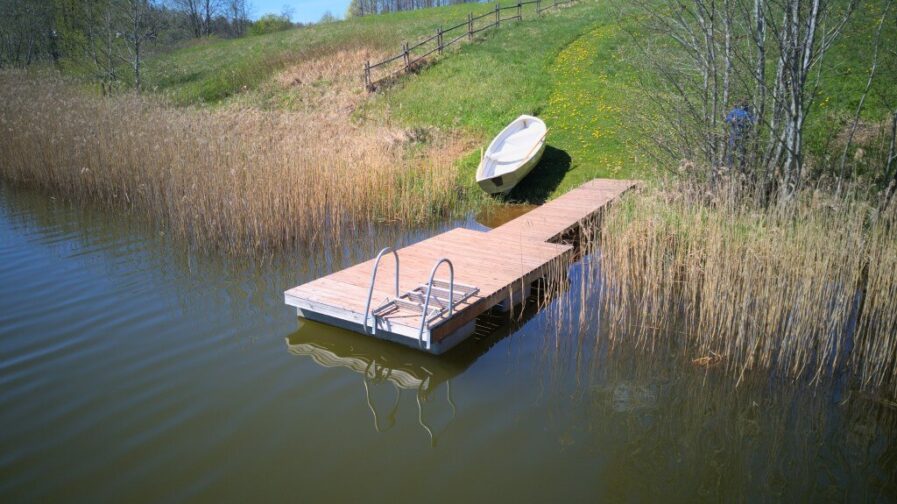 Top Marine Schwimmponton ECO in realer Anwendung – umweltfreundlicher und robuster Schwimmsteg