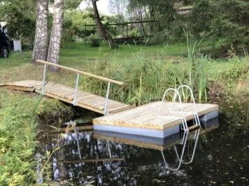 ECO-Schwimmponton in der Anlage Voika